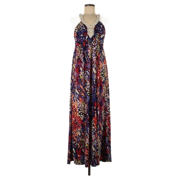 Elle floral maxi dress, size medium - Picture 1 of 3